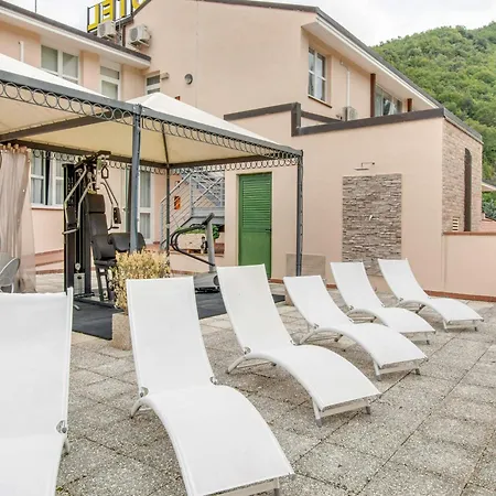 Holiday home Stunning Holiday In With Sauna *