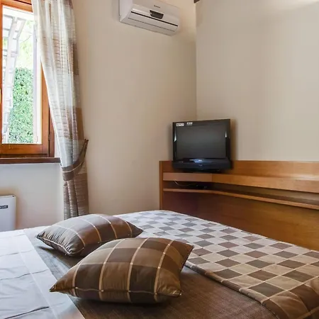 Stunning Holiday In With Sauna * Foligno